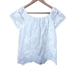 WAYF White Embroidered Floral Cut Out Short Sleeve Blouse Size XS